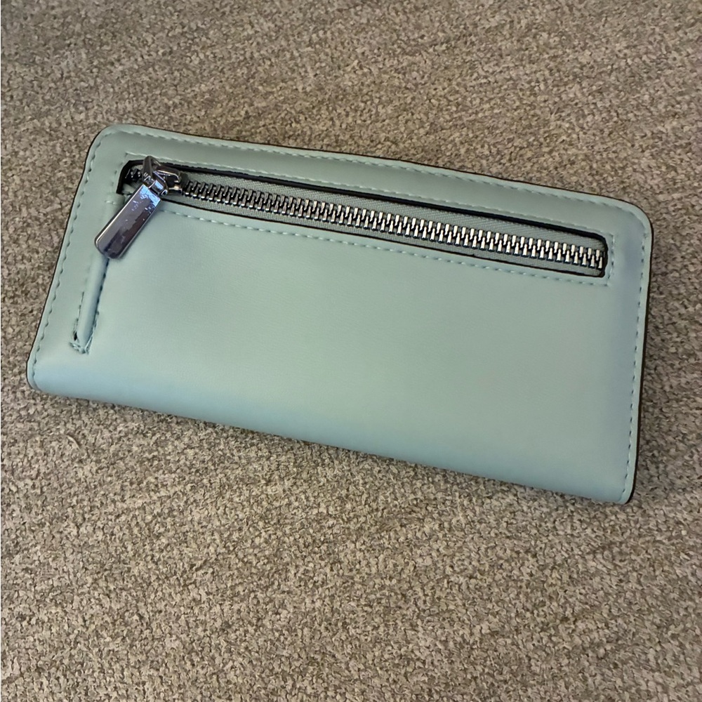 Mint Green Wallet with Zipper Pocket